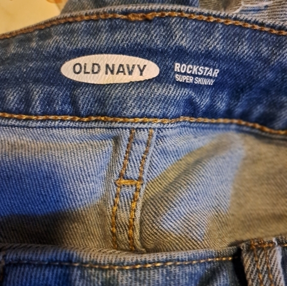 Old navy Rockstar super Skinny button fly distressed Jeans size 6 - Picture 9 of 10